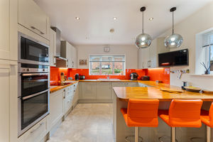 Kitchen/Diner- click for photo gallery